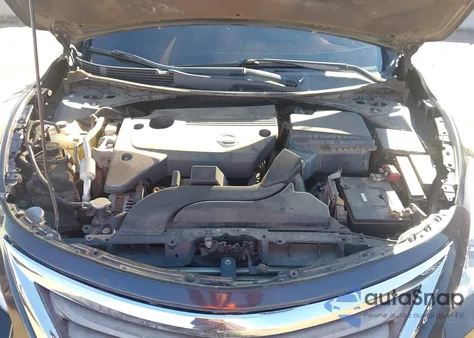 2015 Nissan Altima 2.5 S из США, поврежденный, VIN 1N4AL3AP2FC484095